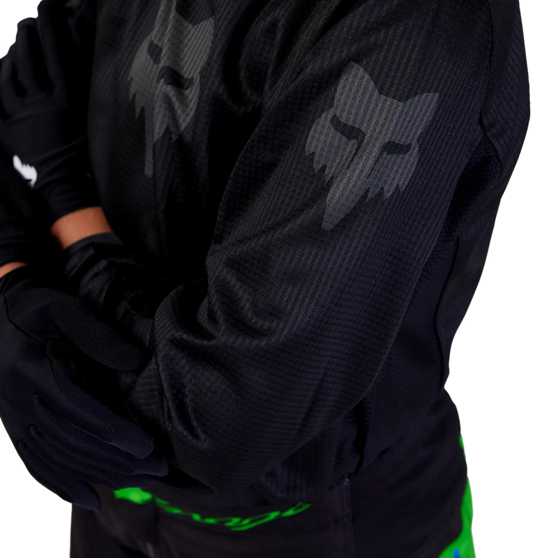 Load image into Gallery viewer, Youth 180 Blackout Jersey
