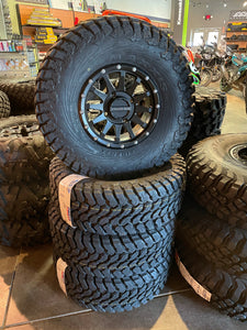 30” MAXXIS LIBERTY TIRES 14” RACELINE TROPHY WHEELS CANAM