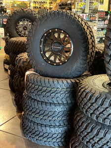 30” MAXXIS LIBERTY TIRES 14” RACELINE TROPHY WHEELS CANAM